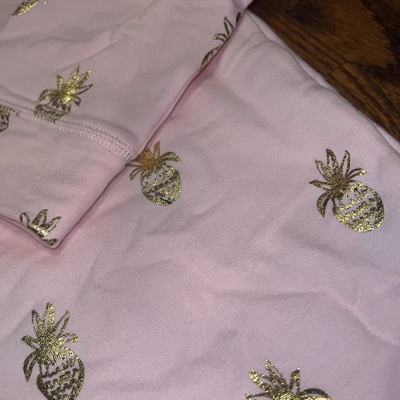 Lilly Pulitzer Braydon Pullover PB Lime Sun Days Graphic size medium NWT - Picture 4 of 7